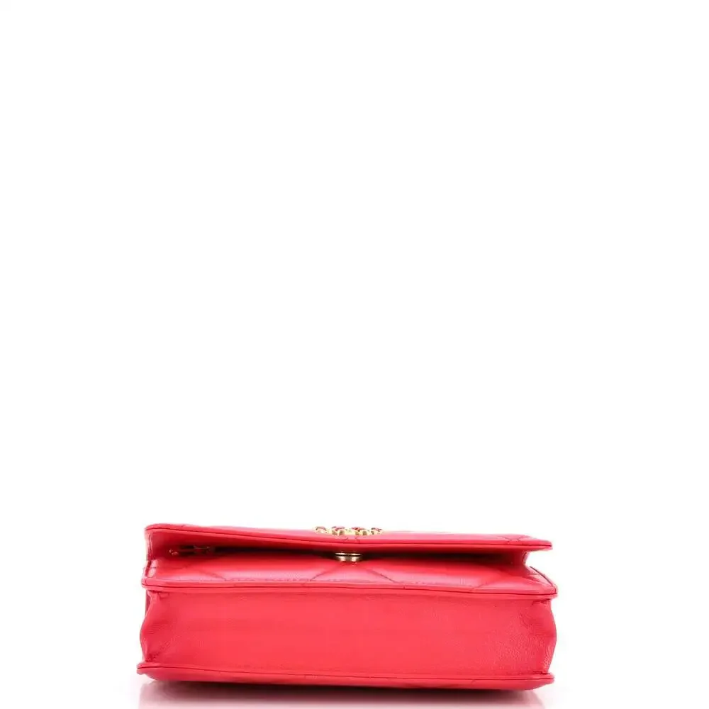 Chanel 19 Wallet On Chain Quilted #242803C36B